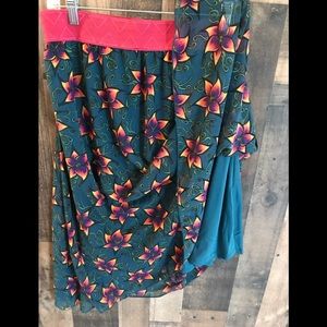 Lularoe Chiffon Lola skirt